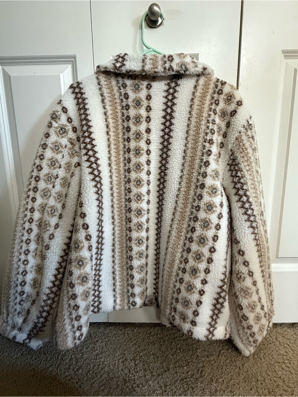 Universal Thread Patterned Shearling Zip Jacket - Cream & Brown - Picture 4 of 7